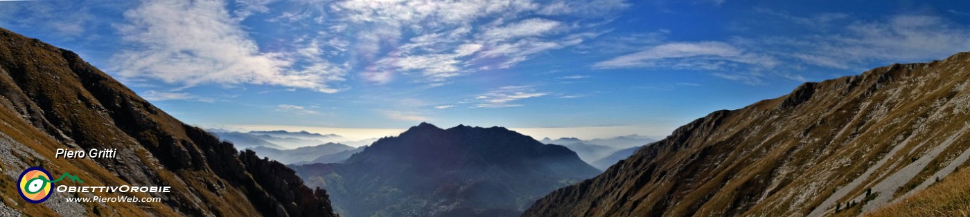 35 Vista panoramica sulla Val Carnera appena salita.jpg